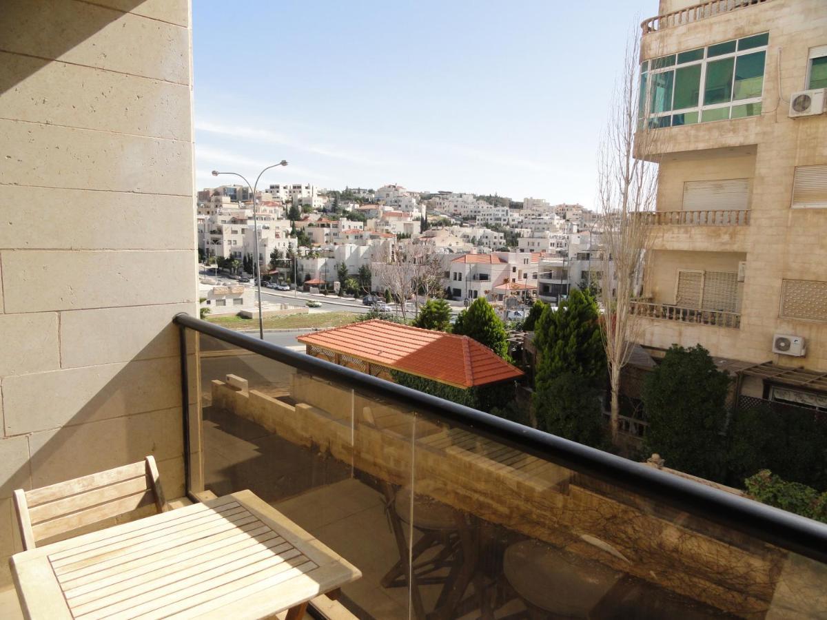 Dair Ghbar Apartment Amman Exterior photo